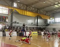 挑战不断！各国运动员齐心合作奋力拼搏的简单介绍