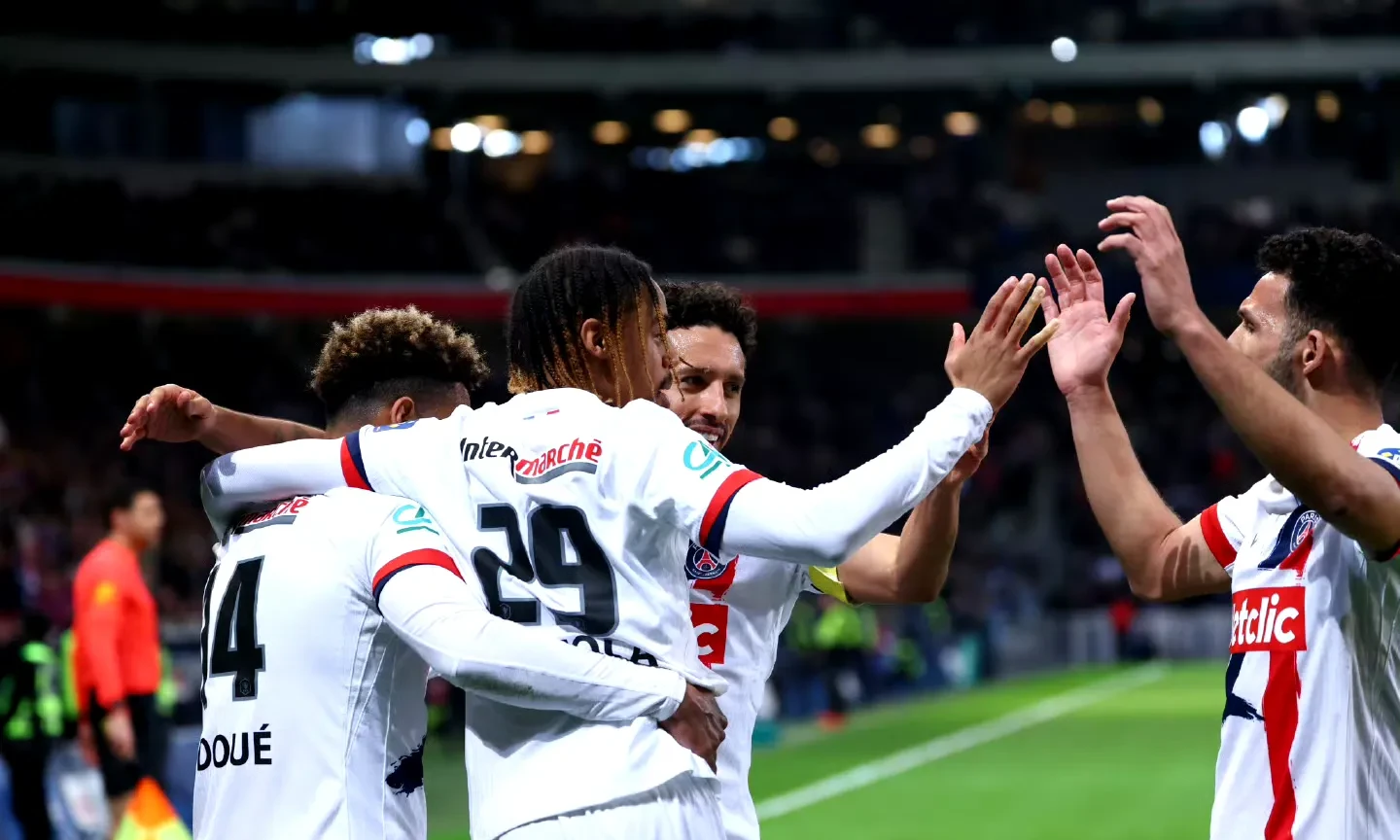 里昂主场迎战圣埃蒂安，必须全力以赴