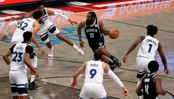 九游体育app-包含NBA交易市场风起云涌！篮网送走霍乐迪，篮蜂签下泰瑞克-埃文斯的词条